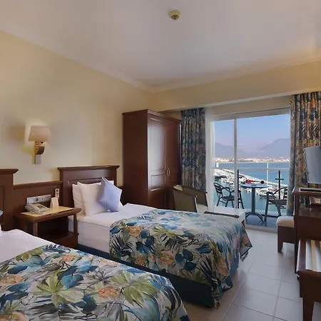 Numa Port 4*