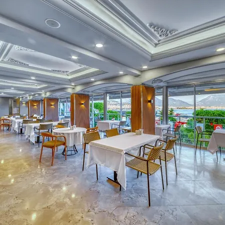 Szálloda Numa Port Alanya