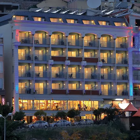 Numa Port 4*
