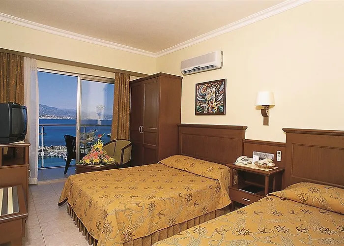 Ξενοδοχείο Numa Port 4*